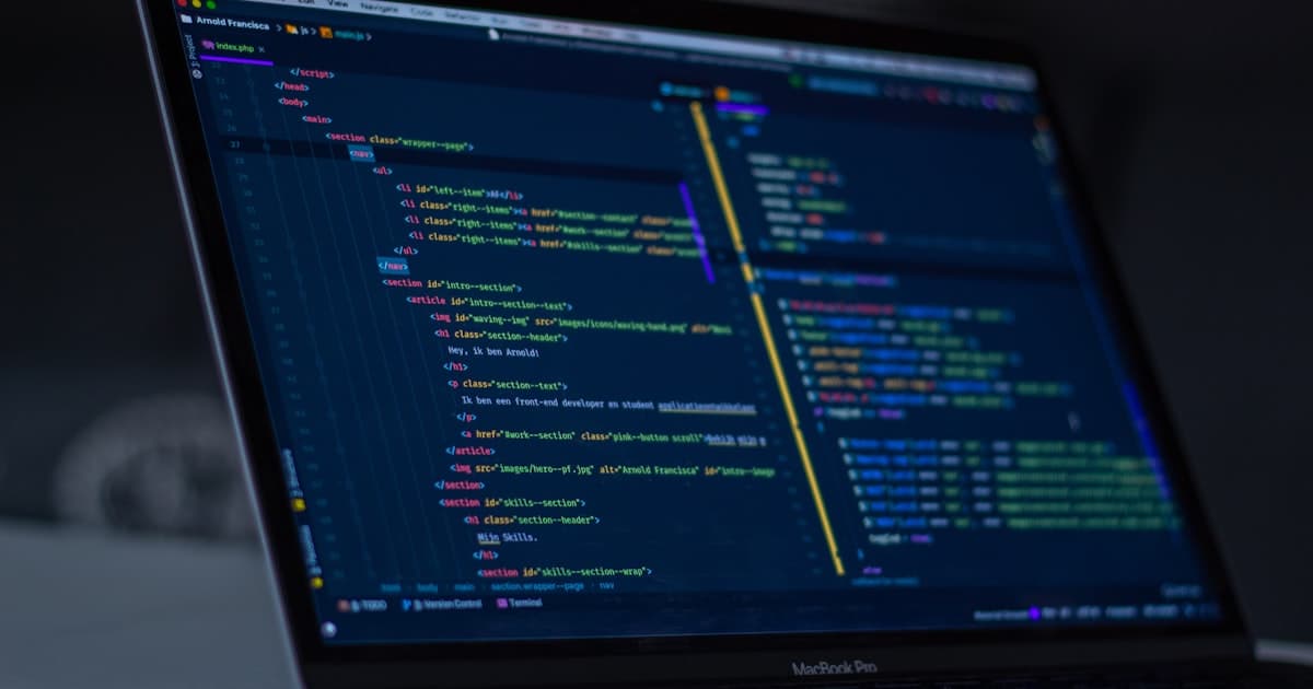 AWS Lambda vs ECS Fargate : guide de choix selon vos besoins